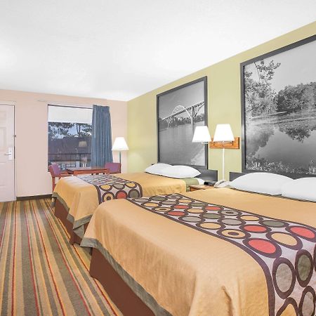 Super 8 By Wyndham Eufaula Hotel Buitenkant foto